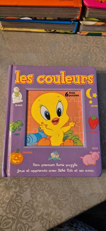 Livre puzzle les couleurs baby lonney tunes
