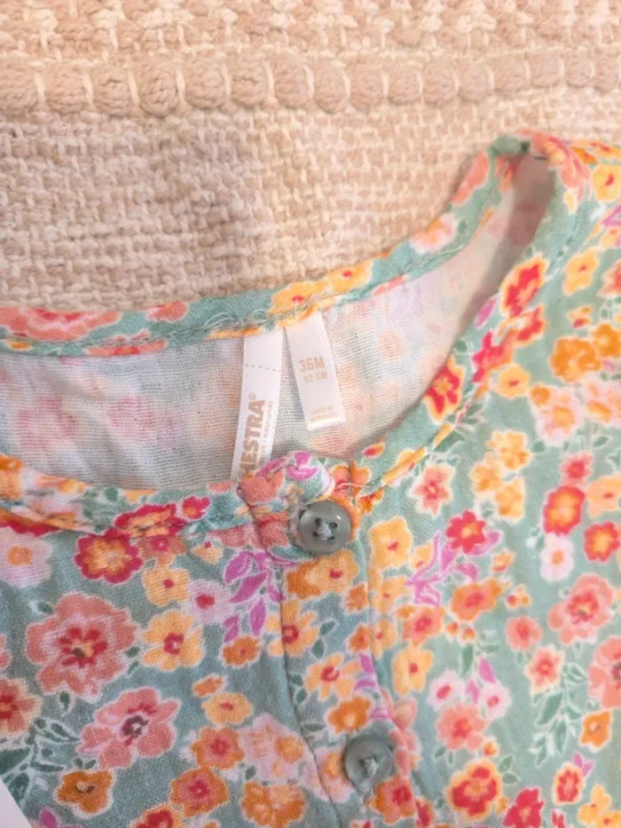 Robe liberty portée une fois 36 mois - photo numéro 2