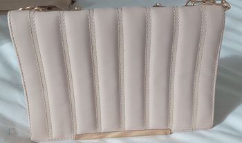 Sac à main nude avec chaîne modulable – avec poche