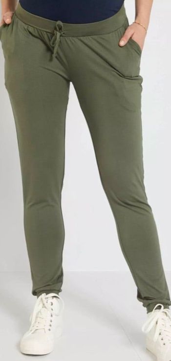 Pantalon de grossesse kaki