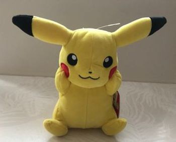 Pokémon peluche Pikachu- 20 cm