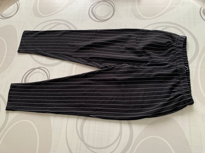 Pantalon noir rayé blanc - L/40 - photo numéro 2