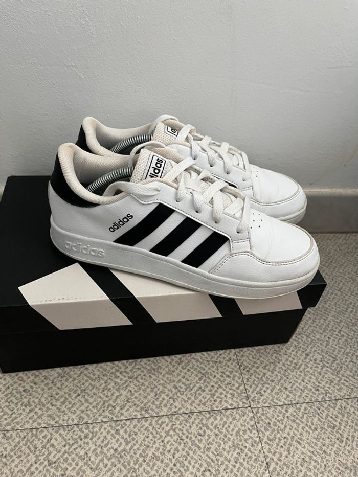 Baskets Adidas Blanches Taille (38)