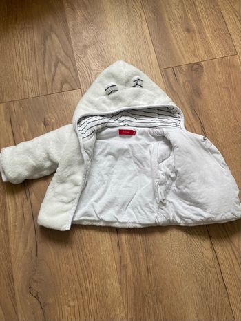 Manteau polaire taille 9 mois
