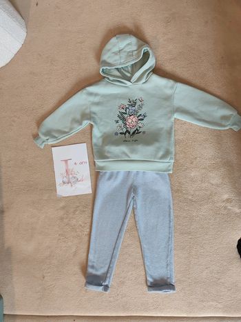 Ensemble jogging 4 ans fille