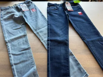 Lot de 2 skinny 710 Lévis 12 ans