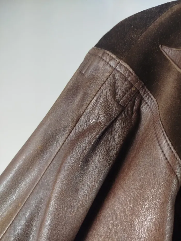 Veste en cuir vintage marron à motif A832 - photo numéro 4