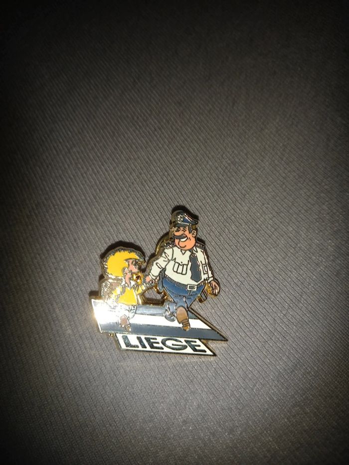Pin's mittéi liège - photo numéro 3