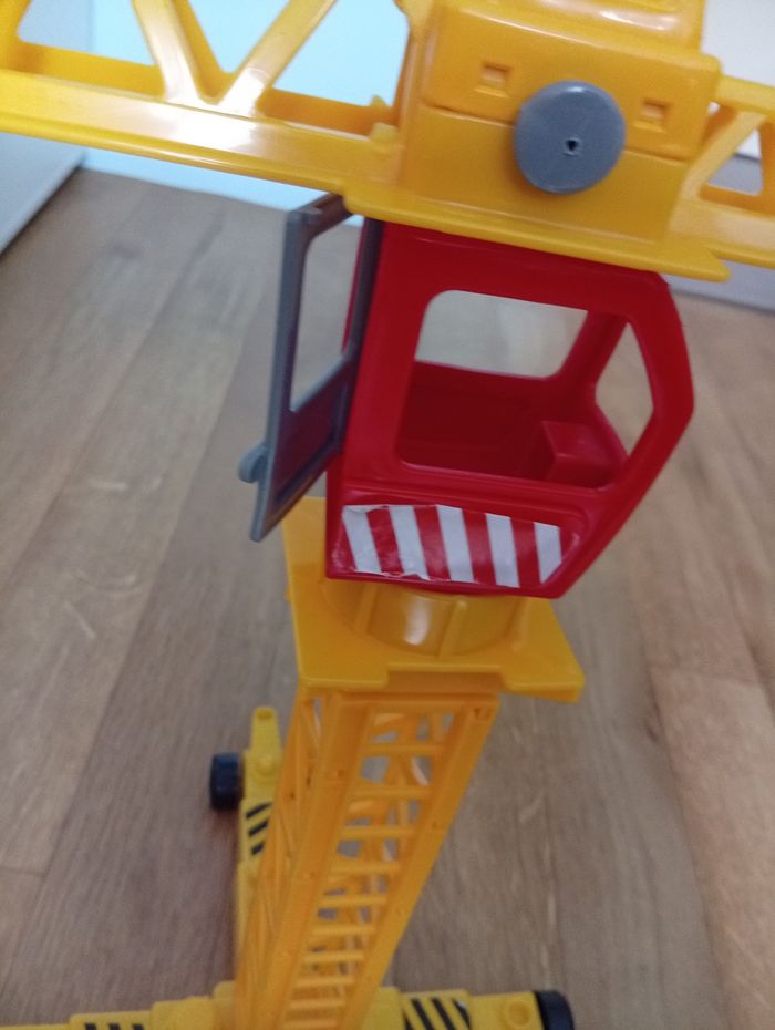 Grue de chantier - photo numéro 2