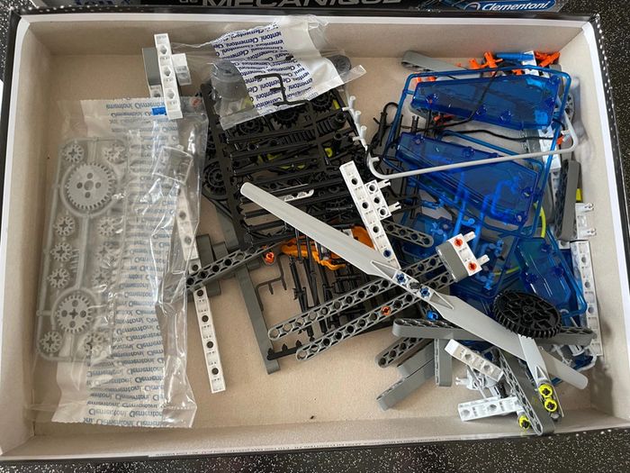 Atelier de mécanique - photo numéro 2