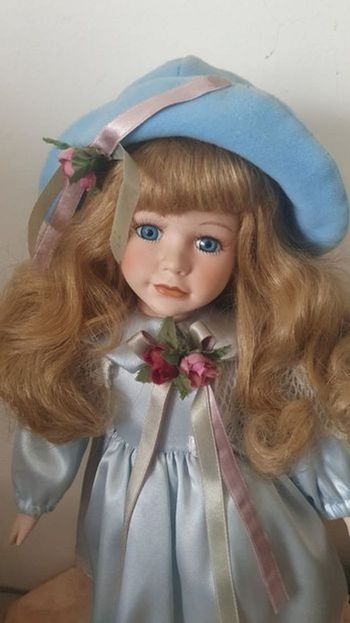 Poupée collection 50 cm