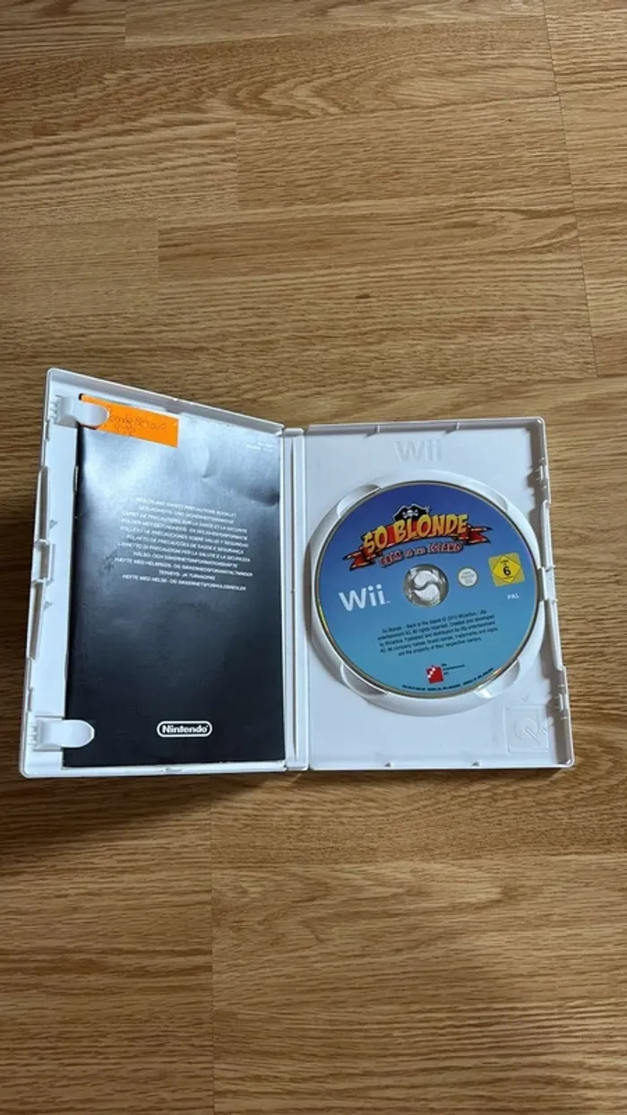 Jeu Wii So Blonde Back to the island - photo numéro 2