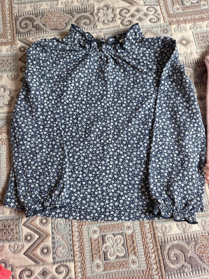 Lot vêtements fille 6 ans - photo numéro 3