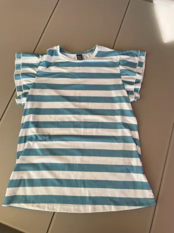 Tee shirt rayé avec volants taille S