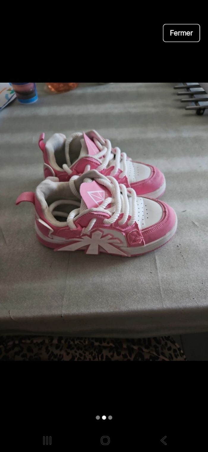 Basket fille Rose et blanche