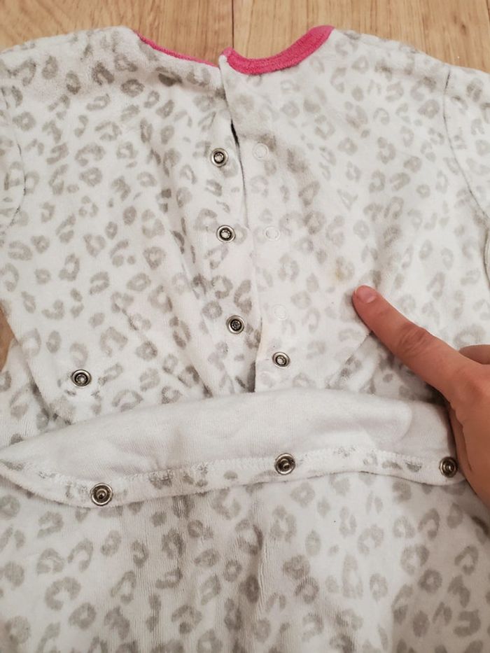 Pyjama/Grenouillère Hivers 18 Mois - photo numéro 3