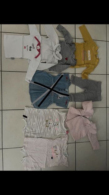 Lot vêtement 12 mois