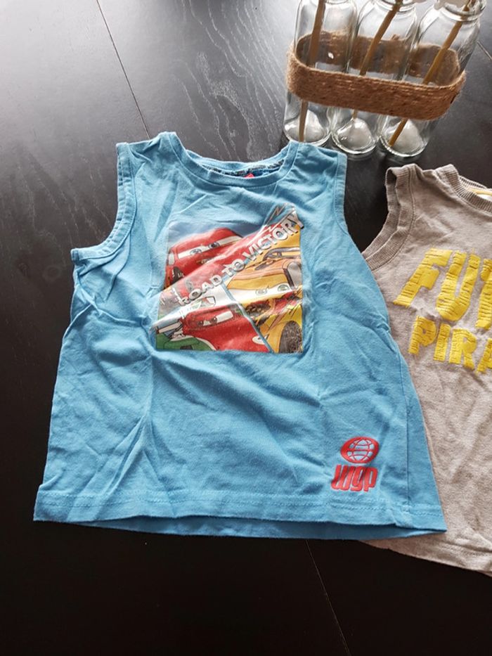 T-shirt sans manche - photo numéro 2