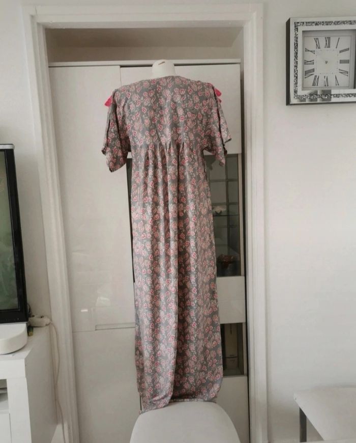 🩶🩷Jolie Robe Oriental Légère Et Fluide 🩶🩷 - photo numéro 10