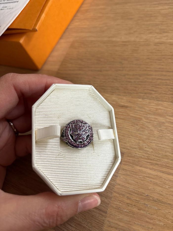Bague Marvel Black Panther Iris Swarovski taille 52 - photo numéro 8