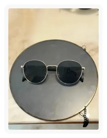 Lunette de soleil ronde