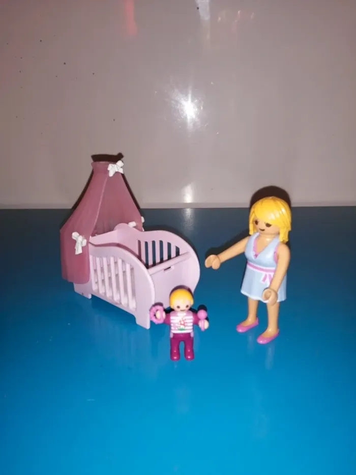 Thème* enfant & accessoires / lit bébé