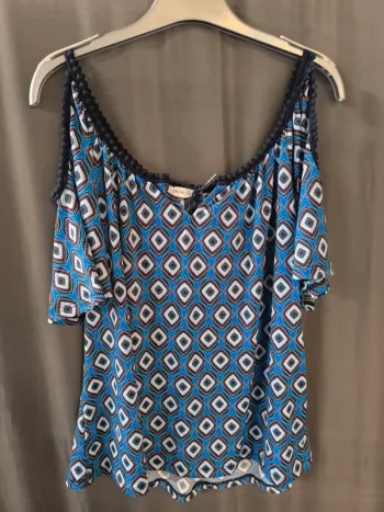 317817 haut MC épaules dénudées femme 38 cache cache