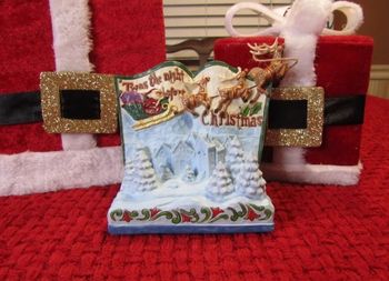 Figurine Scène de Noël inspirée du conte classique « La nuit avant Noël »  Jim shore 