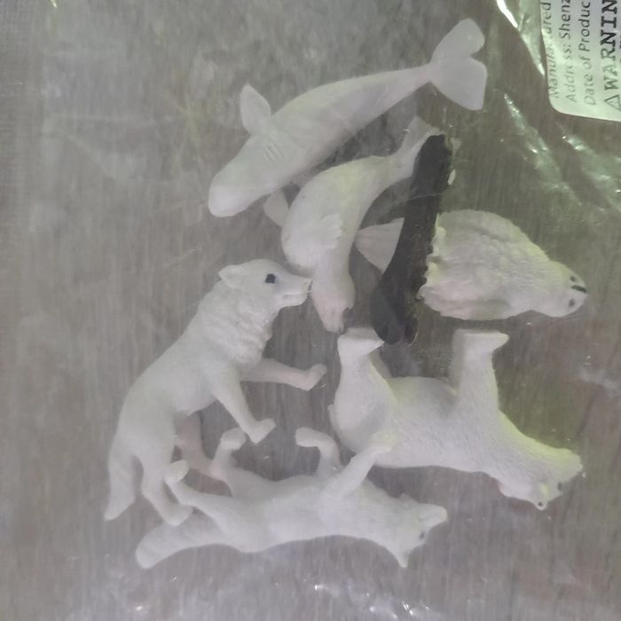 sachet figurines en plastique des animaux polaires