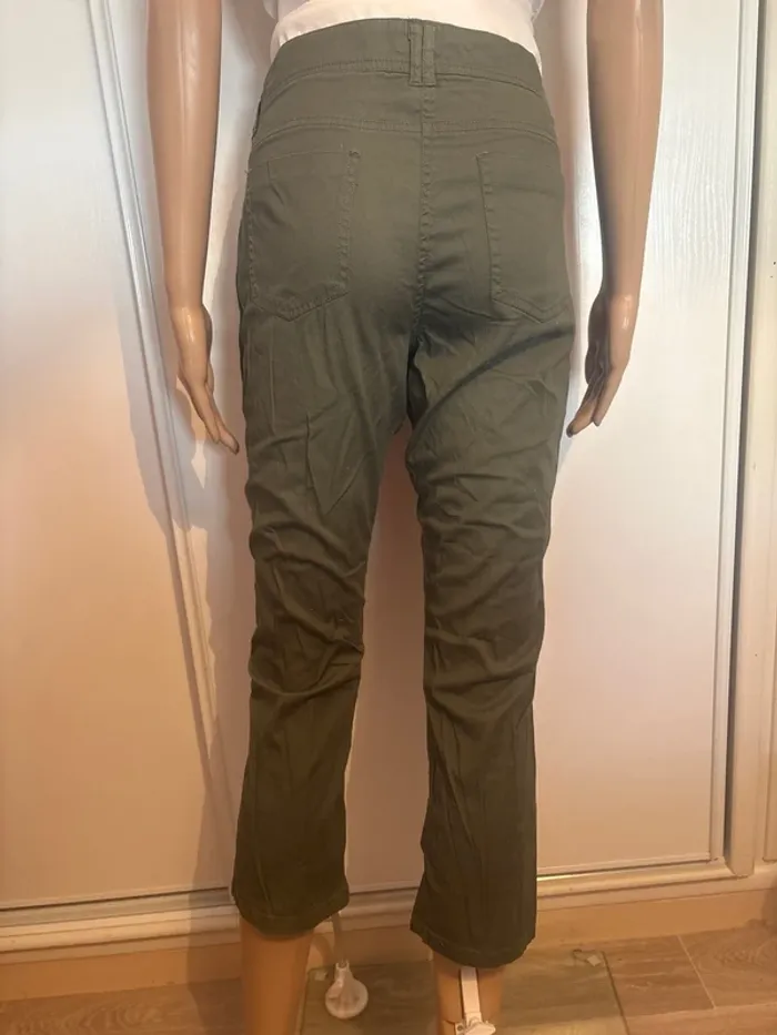🛑panta-court kaki🛑taille44 - photo numéro 2