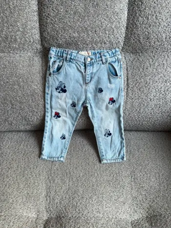 Jean bleu Disney Minnie Mickey Zara