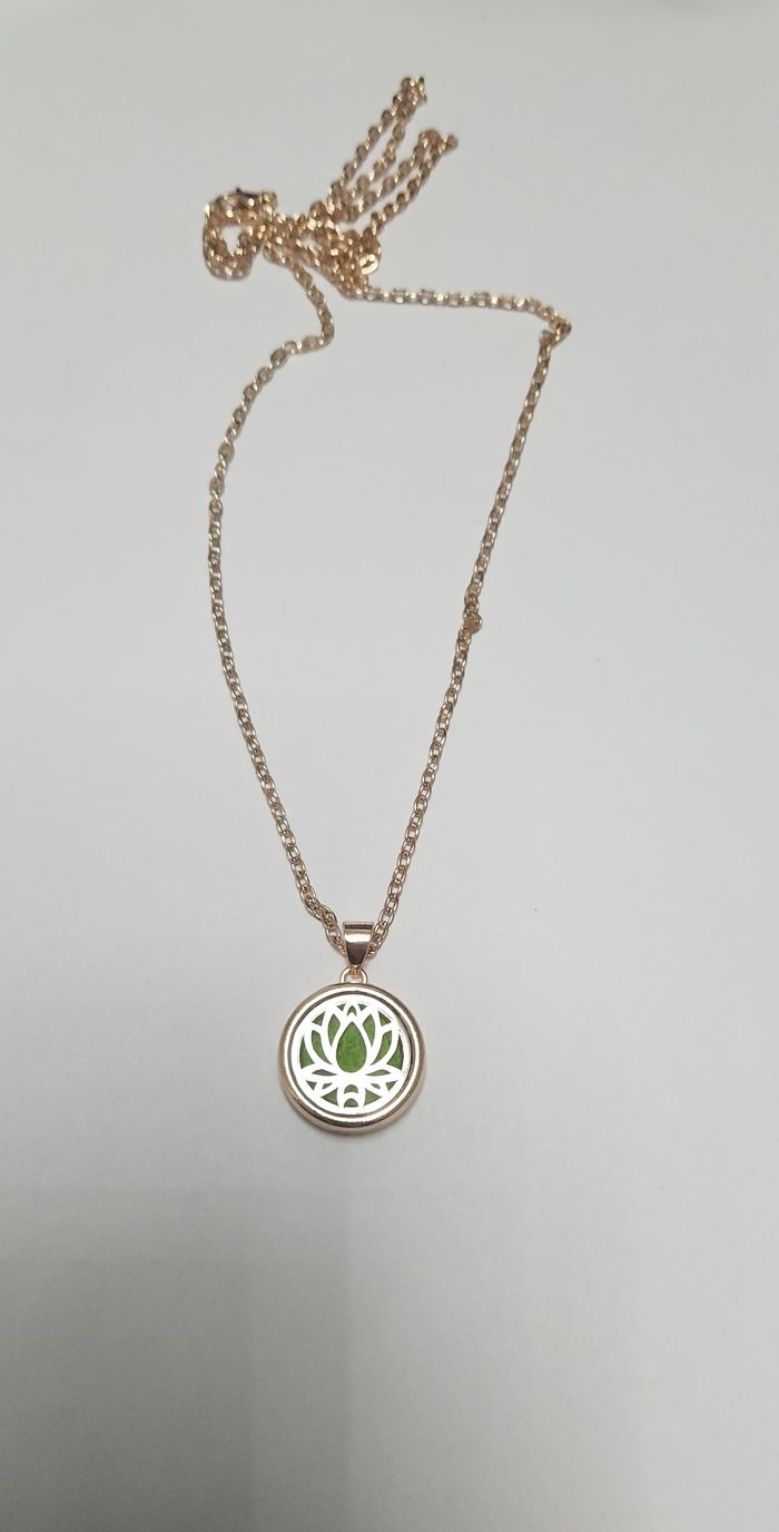 Collier aromathérapie neuf - photo numéro 2