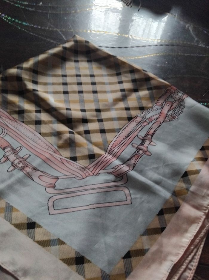 Carré etole rose - photo numéro 11