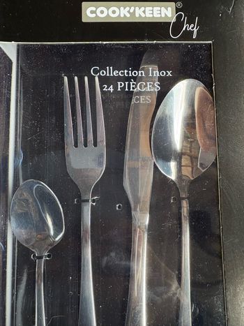 Coffret ménagère 24 pièces inox neuf
