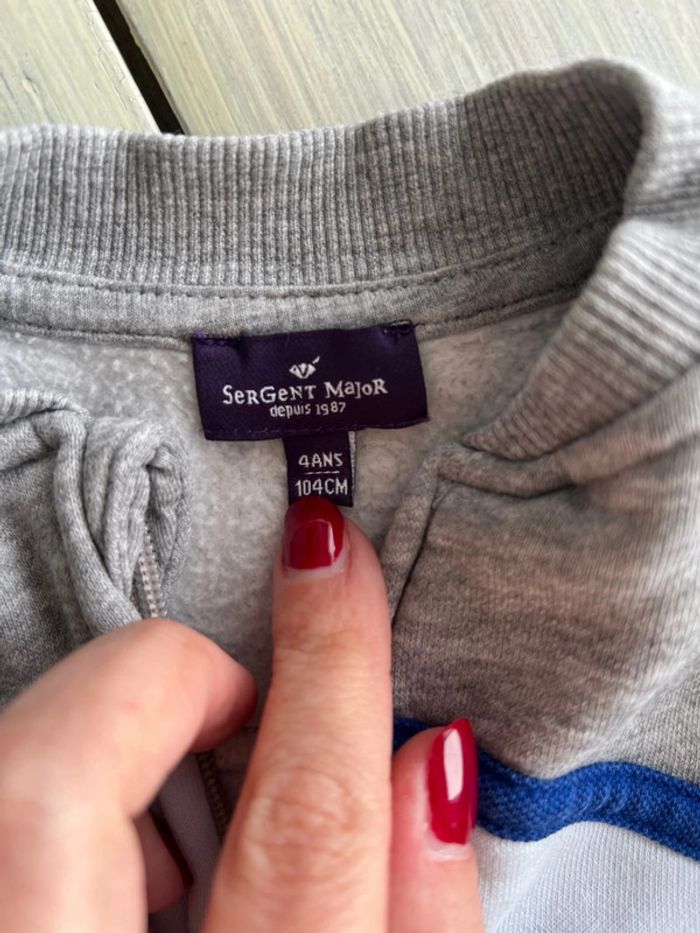Gilet zippé 4 ans - photo numéro 3