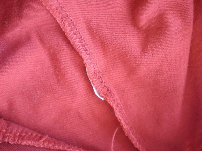 Haut rouge - Fille 10 ans - photo numéro 10