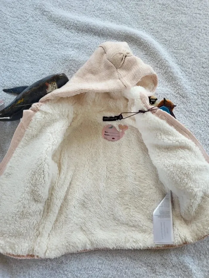 Gilet doublé 6 mois - photo numéro 7