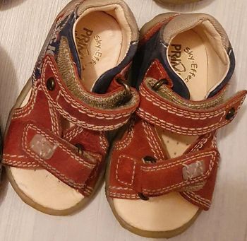 Sandales