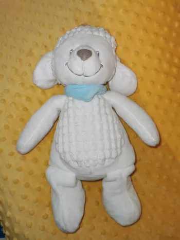 peluche mouton 