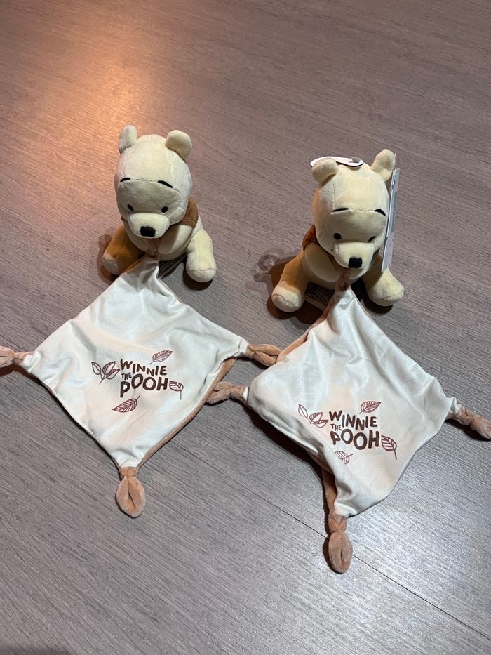 Lot 2 doudous Winnie l’ourson the pooh neufs