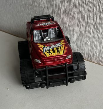 voiture grosse roues