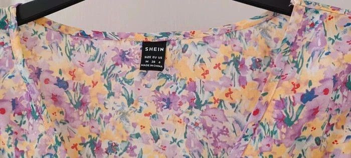 Robe/tunique femme fleurie SHEIN, à volants, taille M, neuve jamais portée. - photo numéro 4