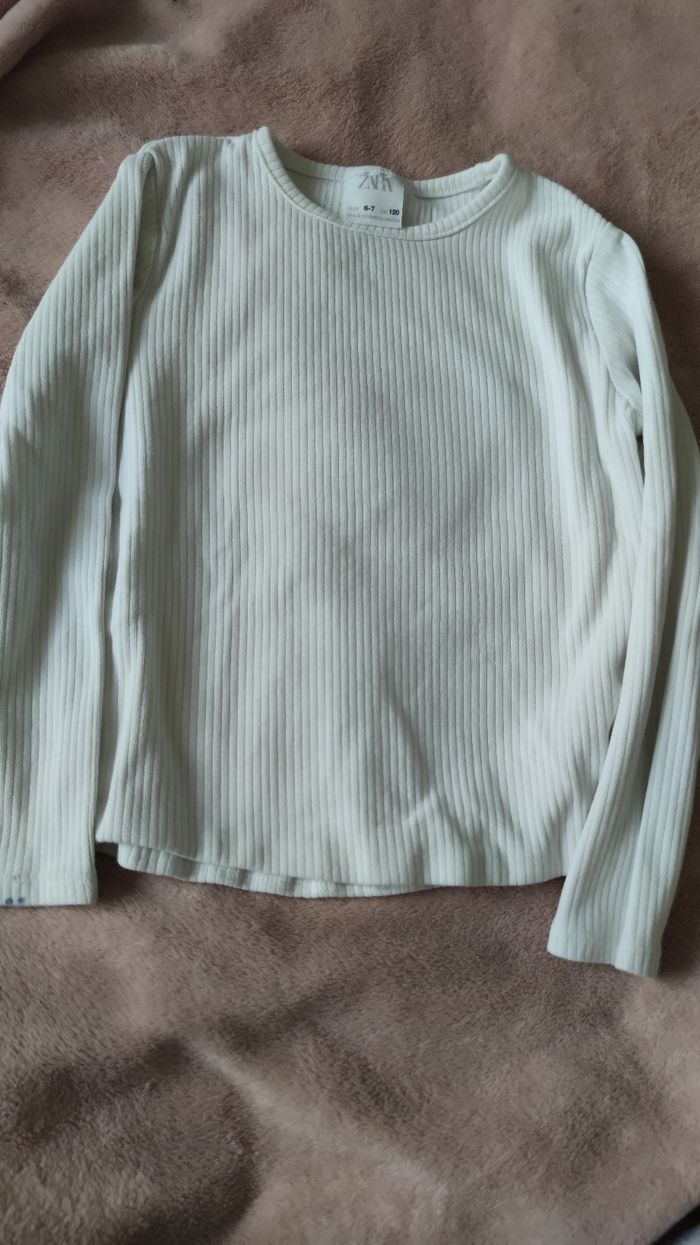 Lot de t-shirts manches longues 6-7 ans Zara et Jiu - photo numéro 3
