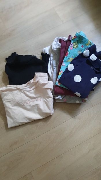 Lot de vêtements