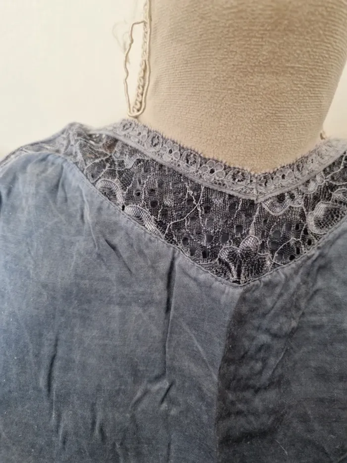 Nuisette made in italie dentelle taille 42 - photo numéro 4