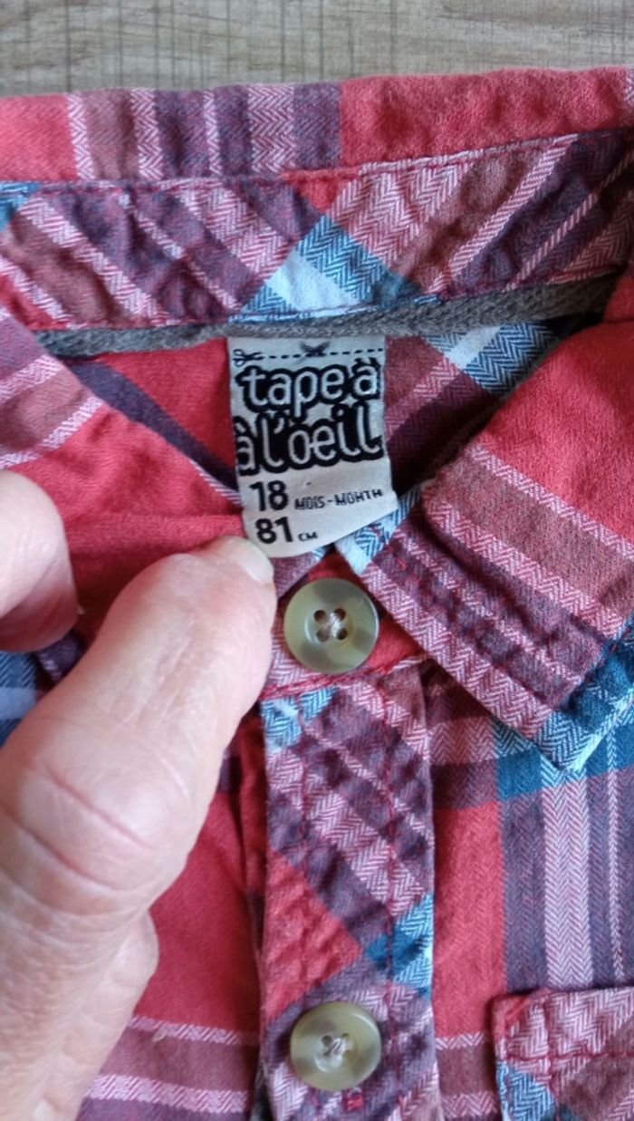 Lot de 5 chemises manches longues 18 mois
Marques diverses Kiabi,tape a l oeil, Obaibi et grain de blé - photo numéro 5
