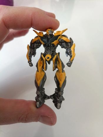 Figurine transformers.