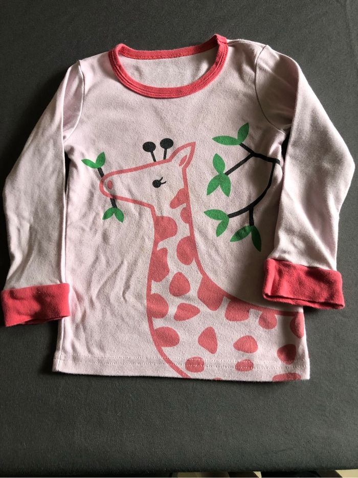 Vend haut de pijama girafe taille 3/4 ans