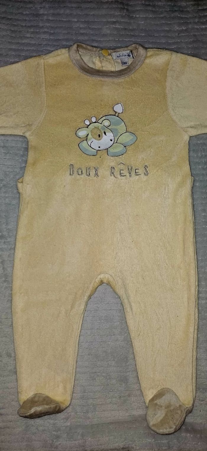 Lot de pyjamas - photo numéro 10