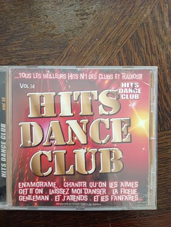 Hits dance club 